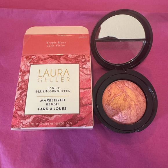 Laura Geller Baked Blush-N-Brighten Marbleized Blush - 0.16 oz / 4.5 g - Picture 3 of 5